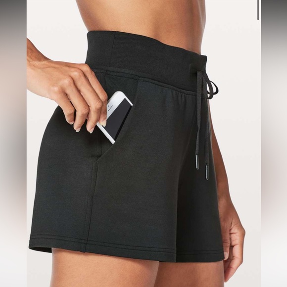 Lululemon Every Moment Short 3.5” - Picture 3 of 8